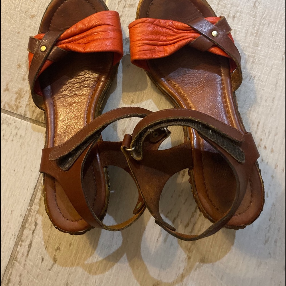 Leather shoes